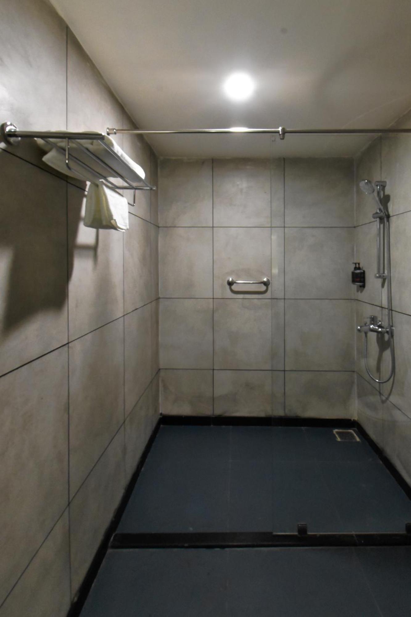 Vadodara Rcr Екстериор снимка